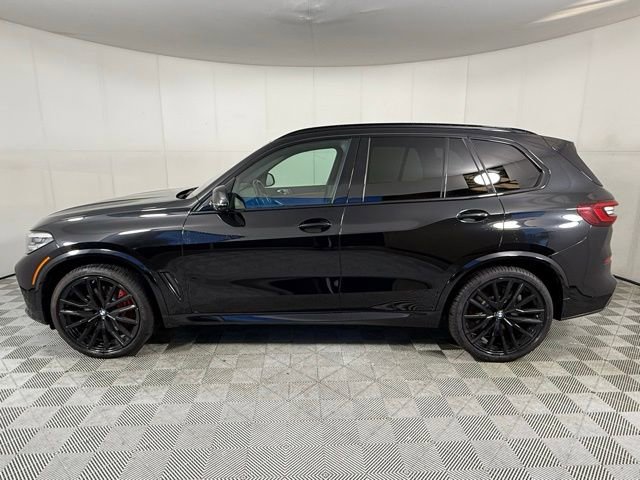 Used 2021 BMW X5 xDrive40i w/ M Sport Package image 3