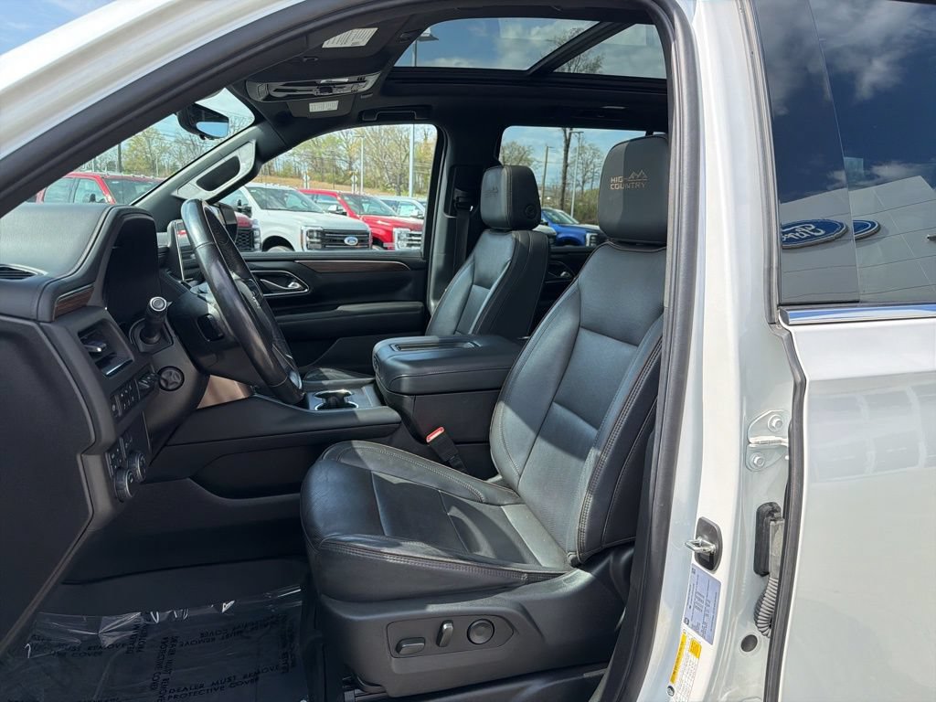 Used 2023 Chevrolet Tahoe High Country w/ Premium Package 2 AWD/4WD image 10