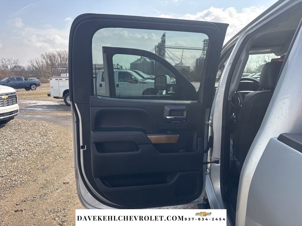 Used 2019 Chevrolet Silverado 2500 LTZ w/ Duramax Plus Package image 23