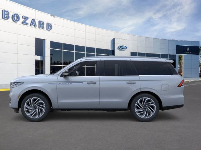 New 2025 Lincoln Navigator Reserve image 3
