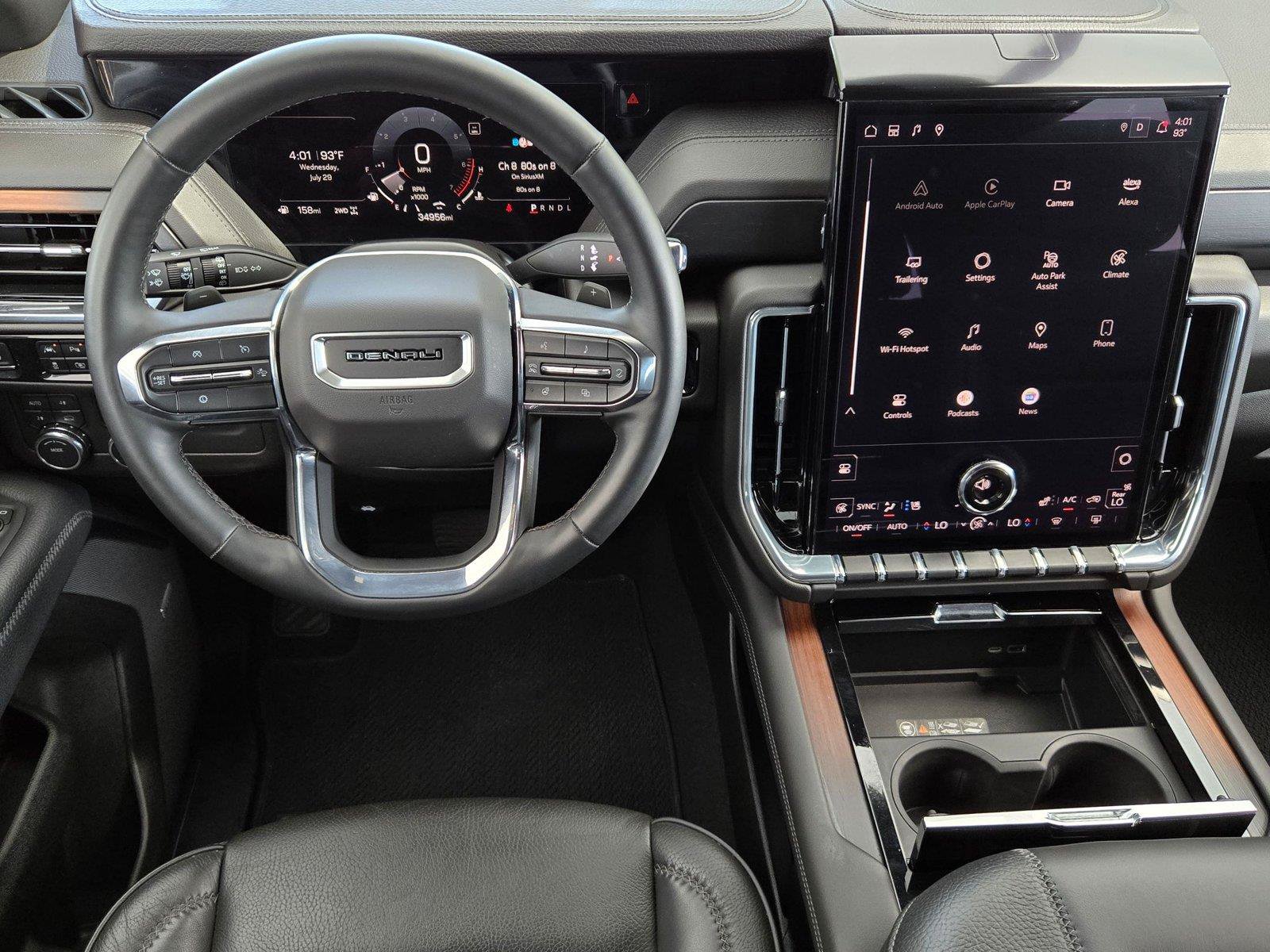 Used 2025 GMC Yukon Denali AWD/4WD image 13