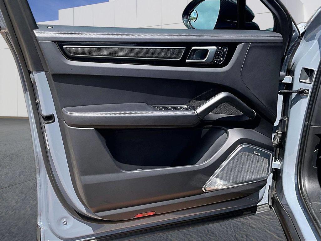 Certified 2023 Porsche Cayenne Turbo GT AWD/4WD image 19