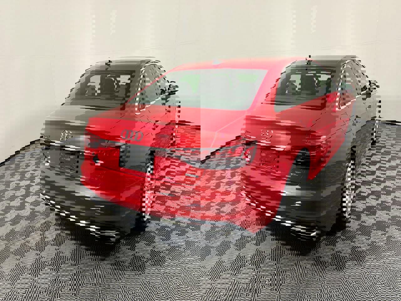 Used 2023 Audi A4 2.0T Premium Plus image 3