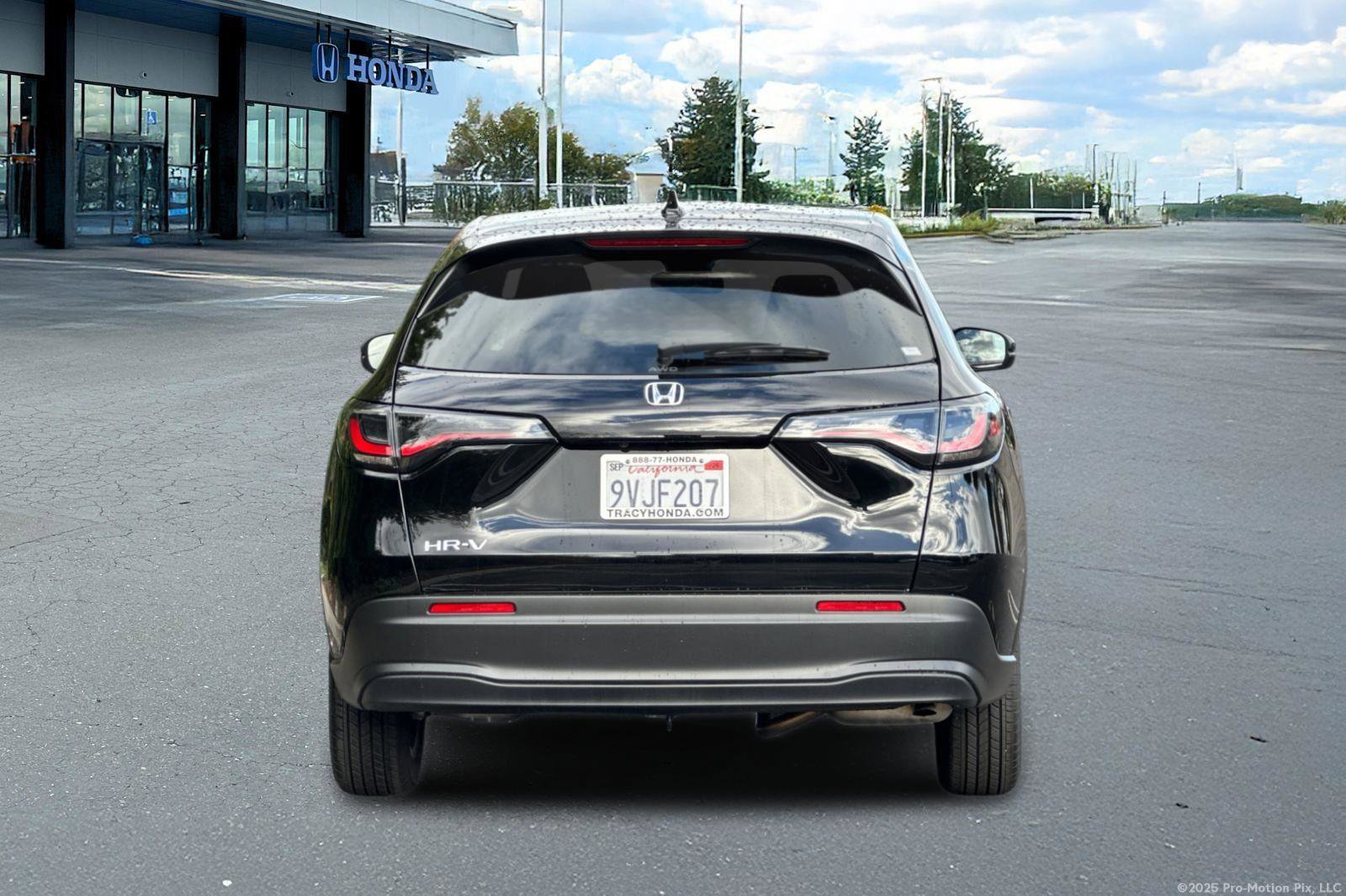 Certified 2026 Honda HR-V LX image 7