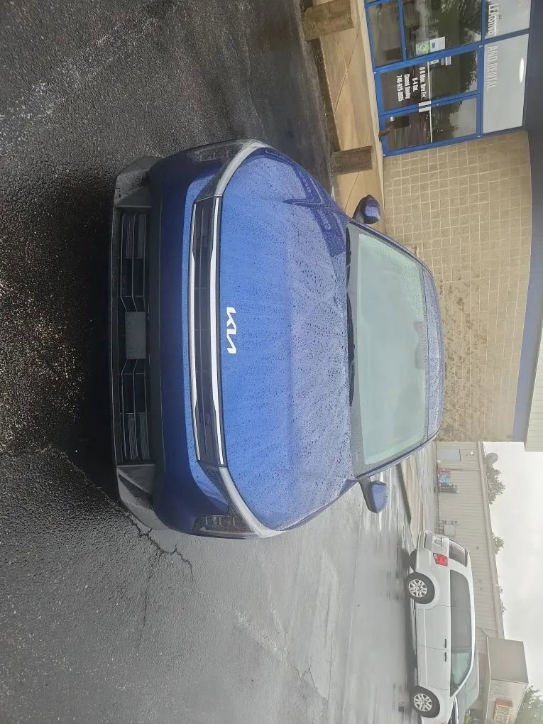 Used 2025 Kia K4 FWD image 2