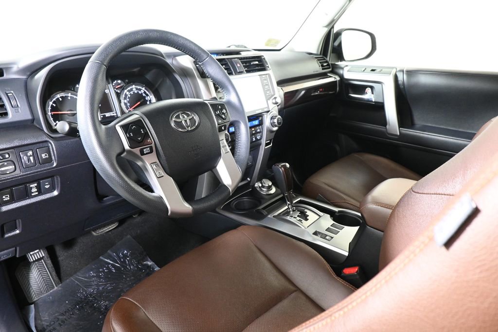 Used 2022 Toyota 4Runner Limited AWD/4WD image 15