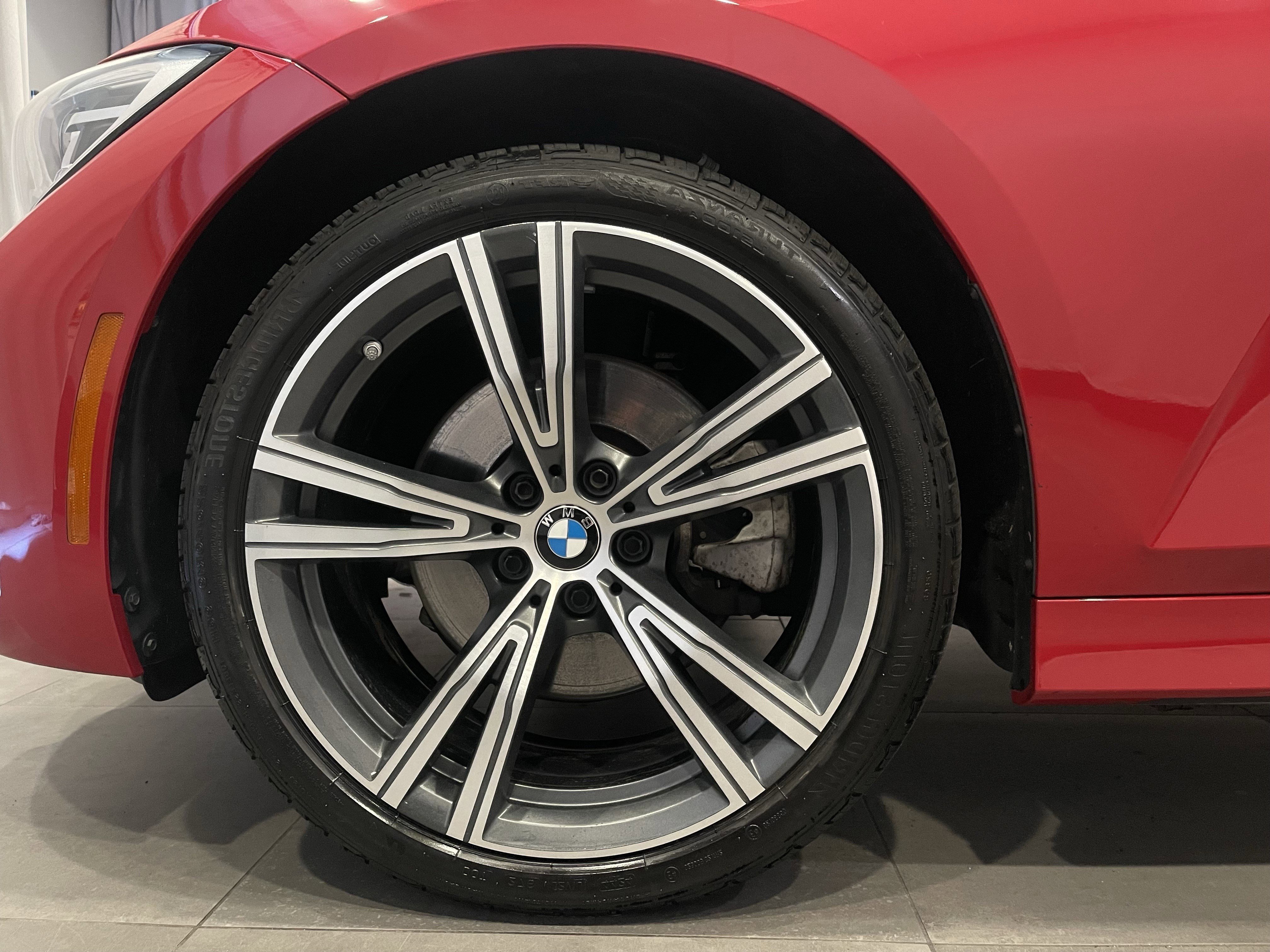 Certified 2022 BMW 330i xDrive Sedan w/ Premium Package 2 image 7