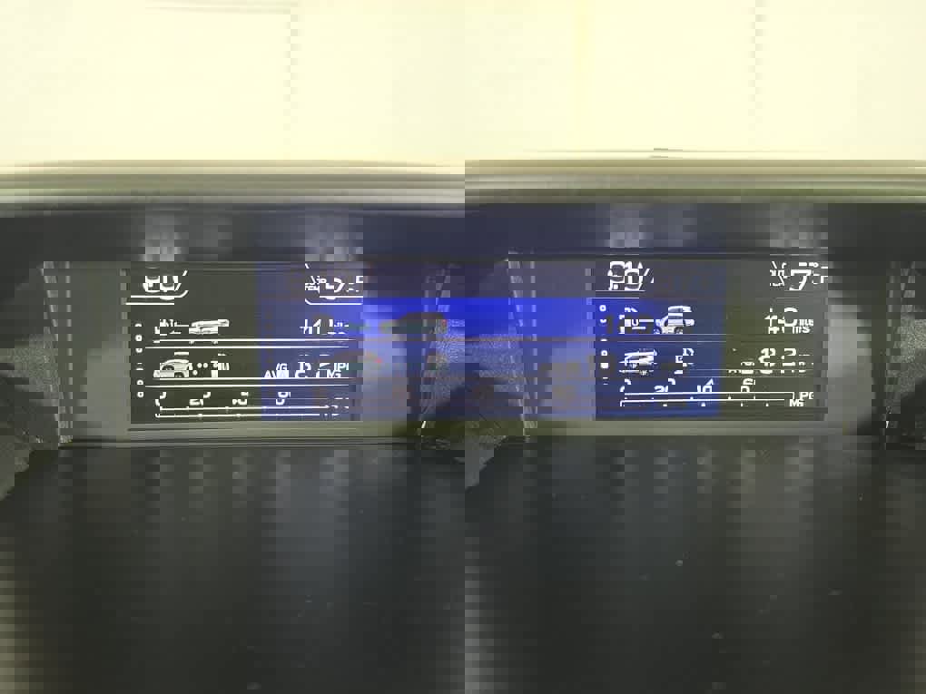 Used 2021 Subaru Forester Limited image 39