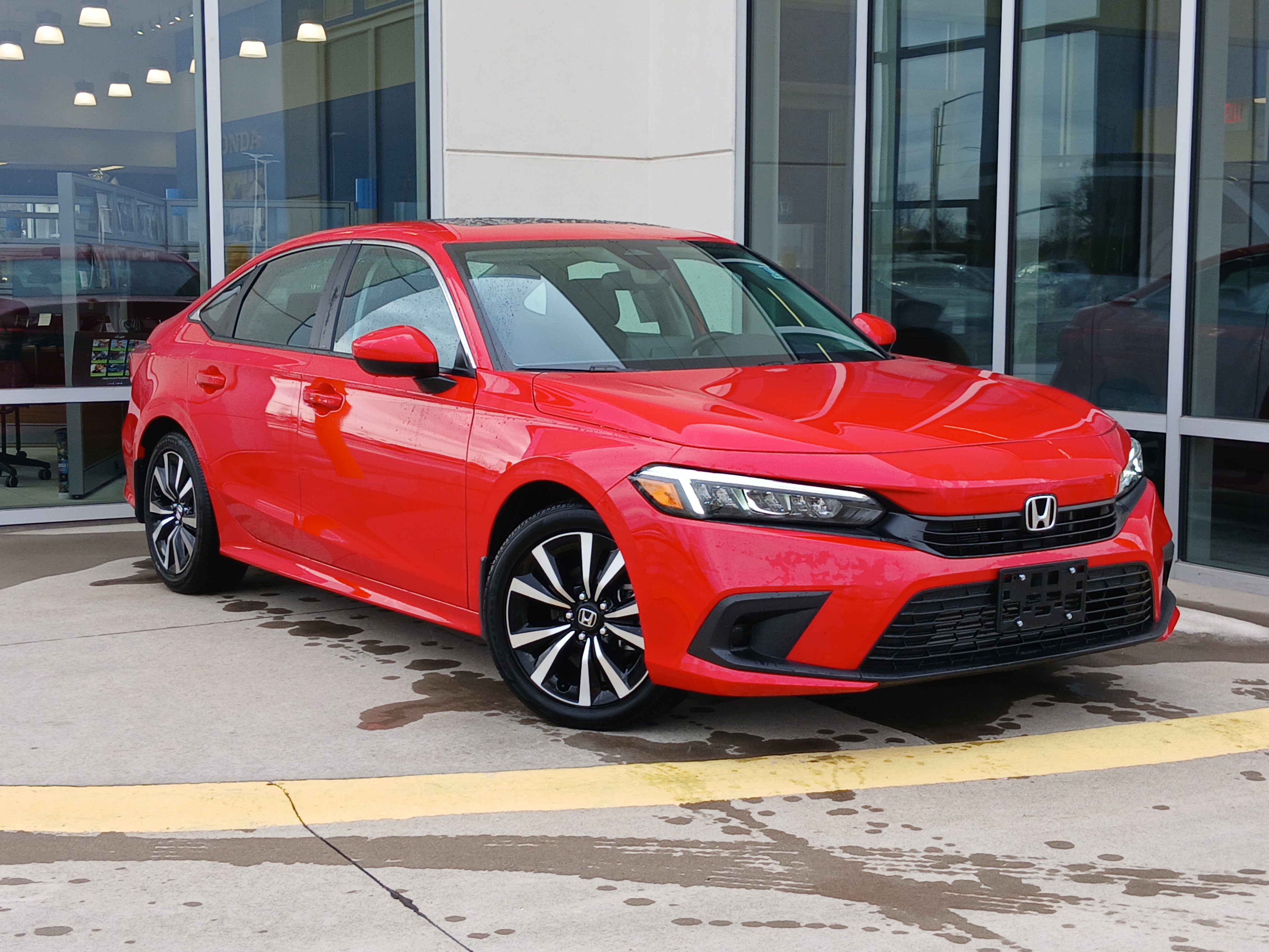 Used 2023 Honda Civic EX image 2