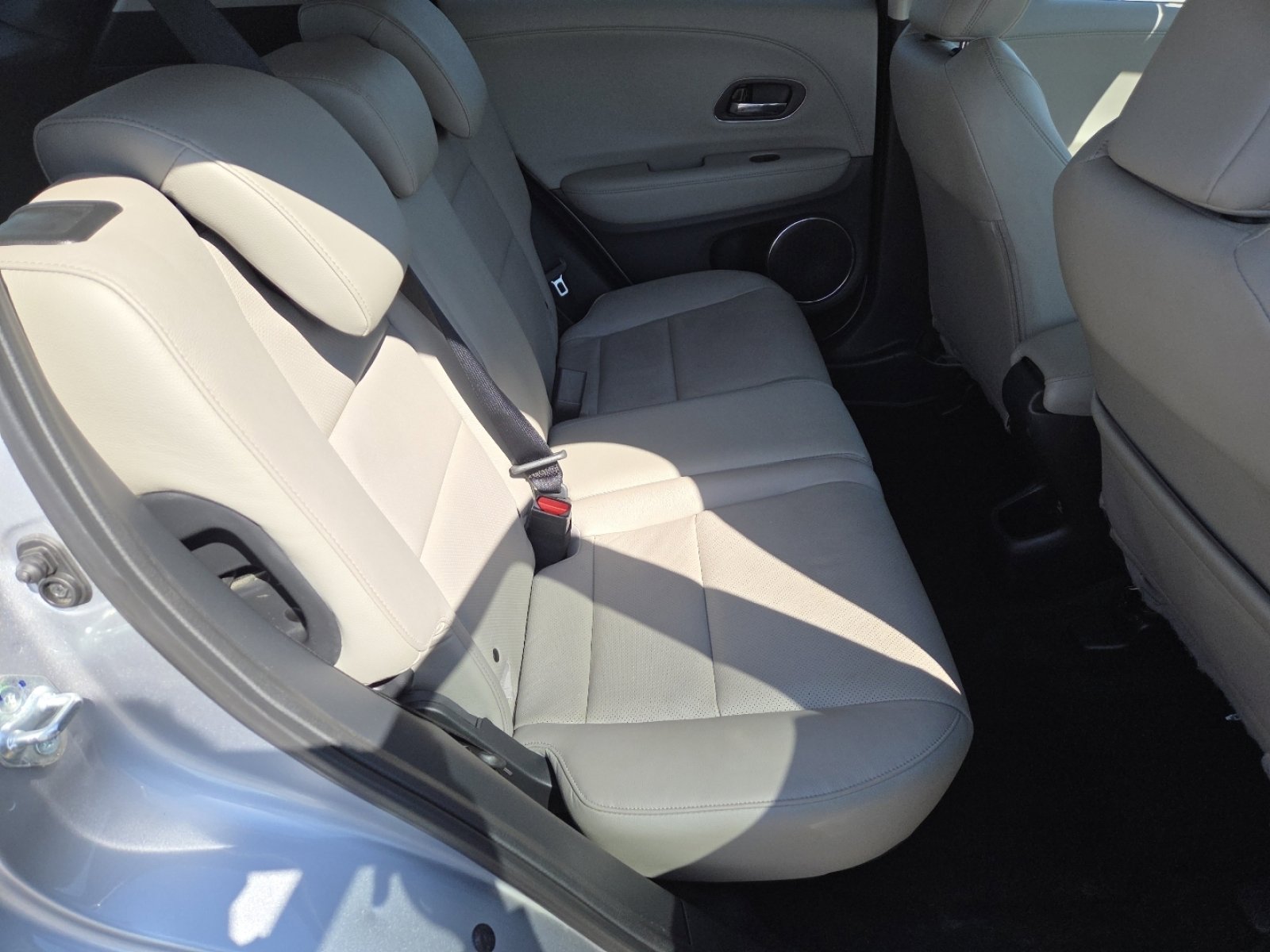 Used 2021 Honda HR-V EX-L image 21