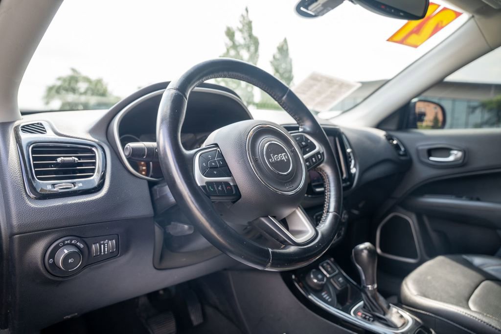 Used 2021 Jeep Compass Limited w/ Elite Interior Group image 19