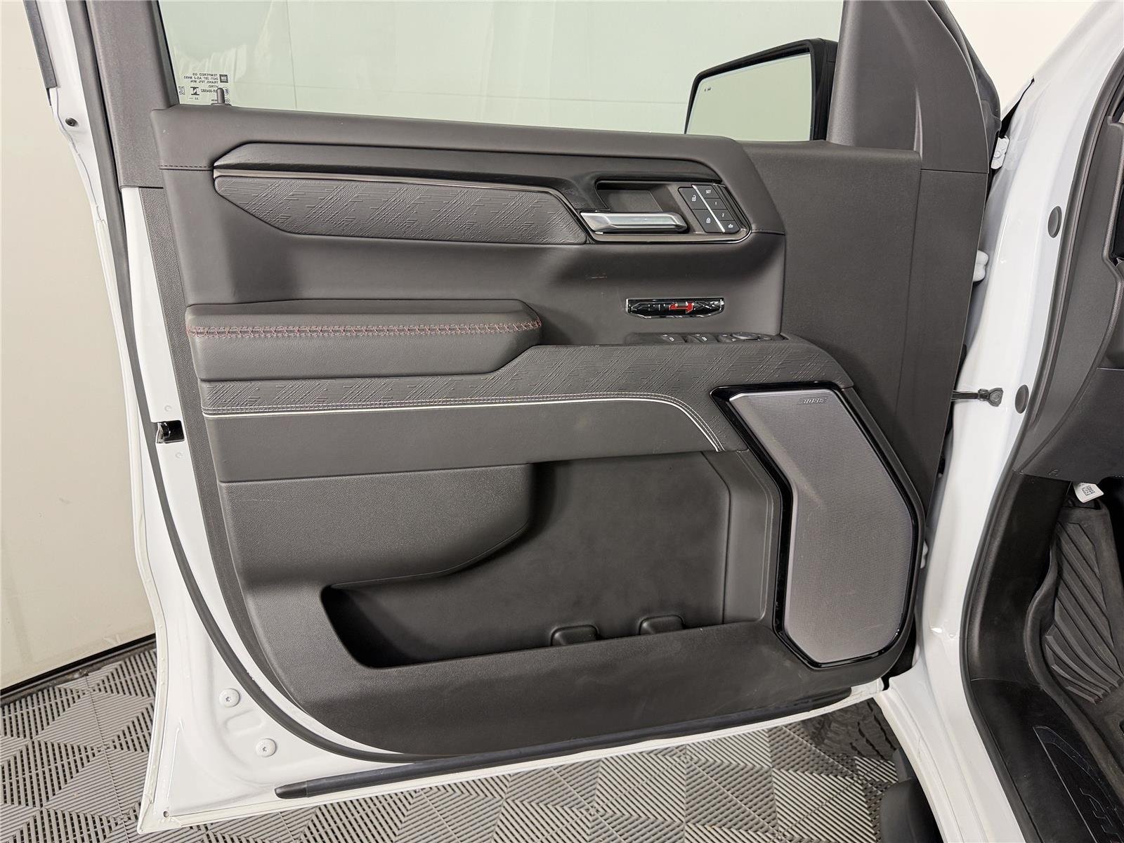 Certified 2024 GMC Sierra 1500 AT4X w/ AT4X AEV Edition AWD/4WD image 8