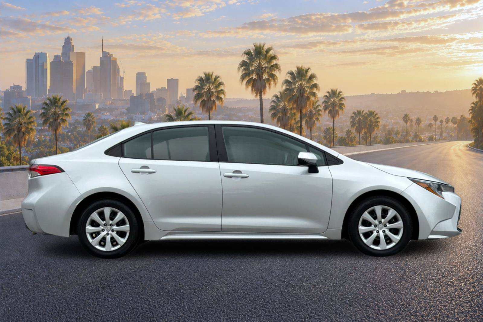Used 2024 Toyota Corolla LE FWD image 3