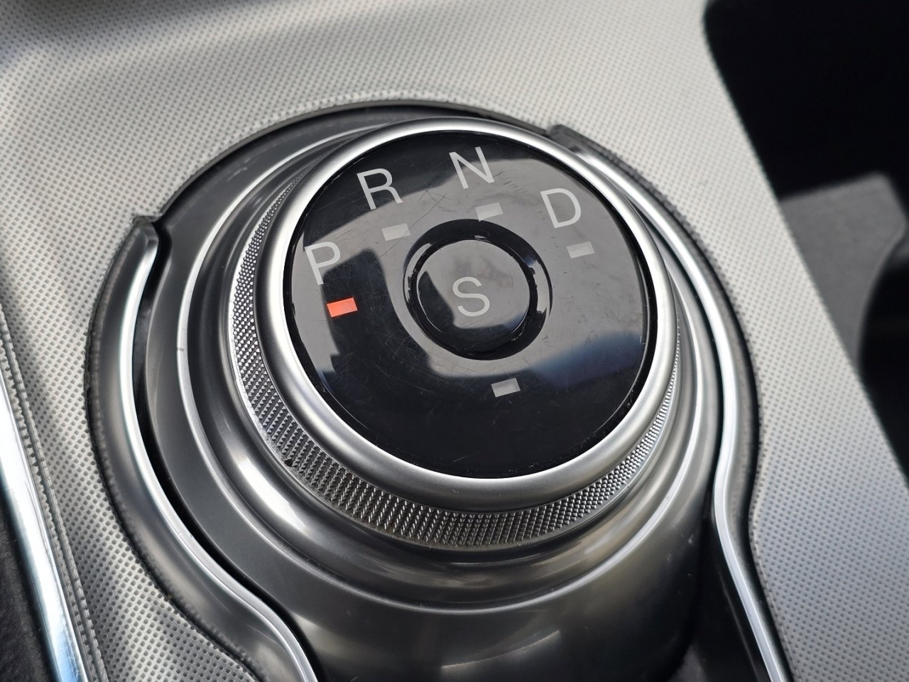 Used 2022 Ford Edge Titanium w/ Equipment Group 301A image 31