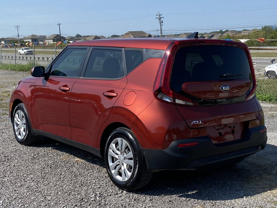 Used 2021 Kia Soul LX image 7