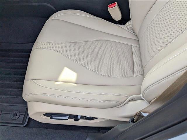 Certified 2025 Acura TLX w/ Technology Package image 4