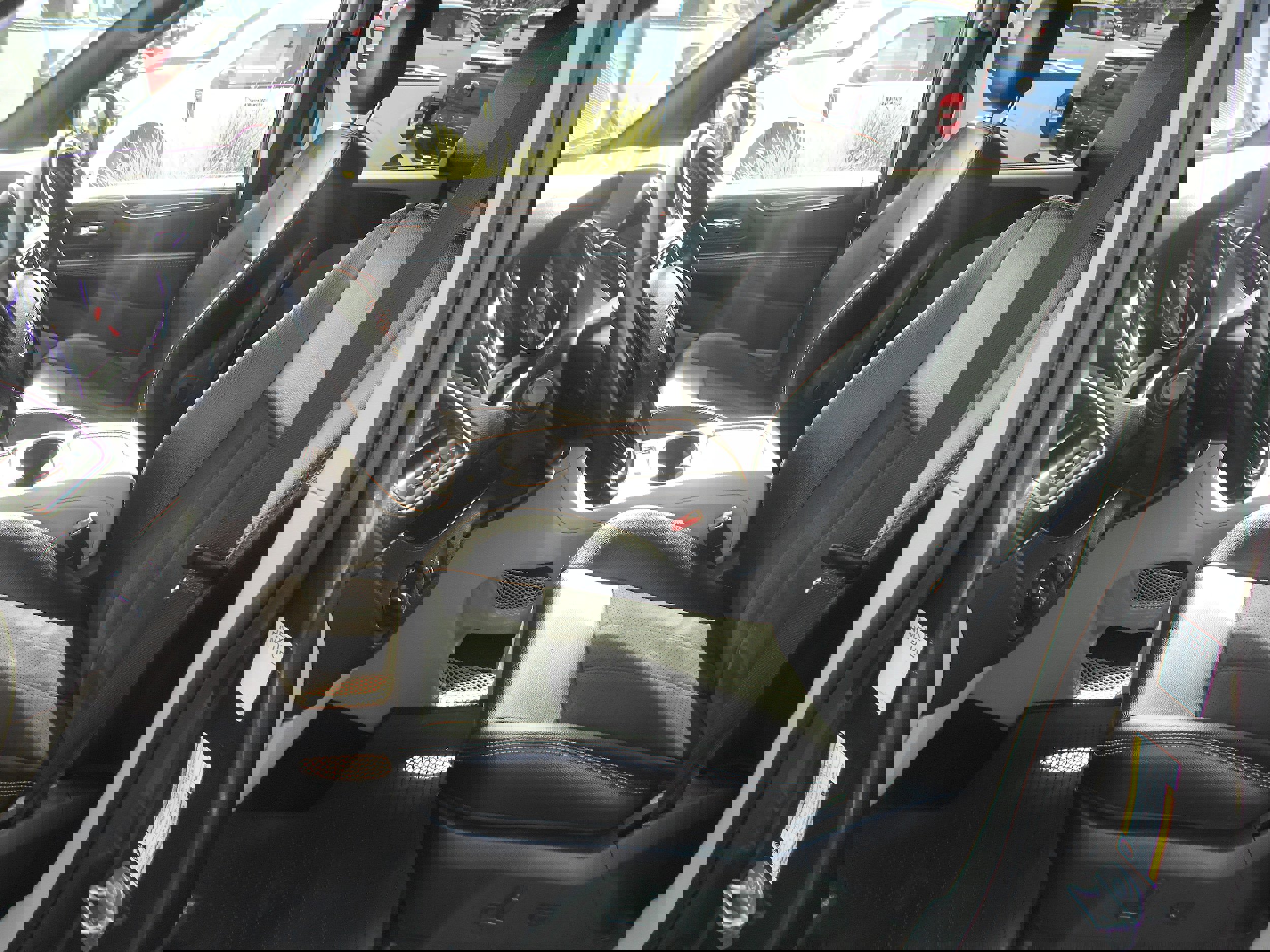 Used 2019 Dodge Grand Caravan SXT image 3