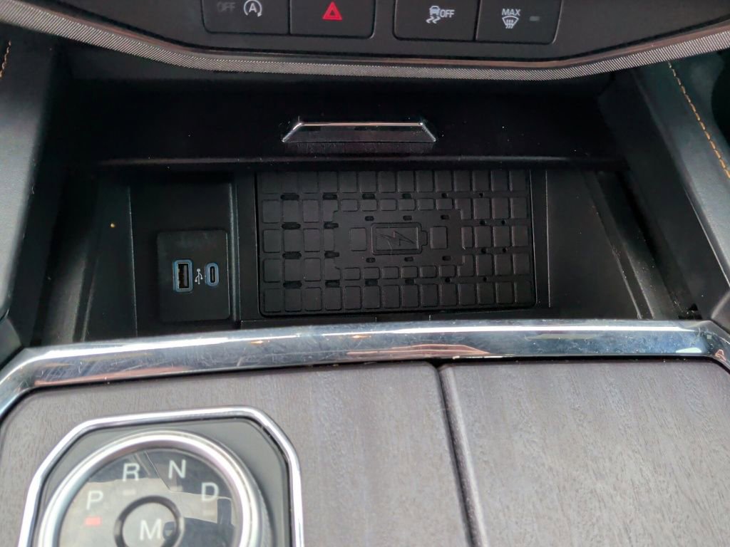 Used 2022 Ford Expedition Platinum RWD image 33