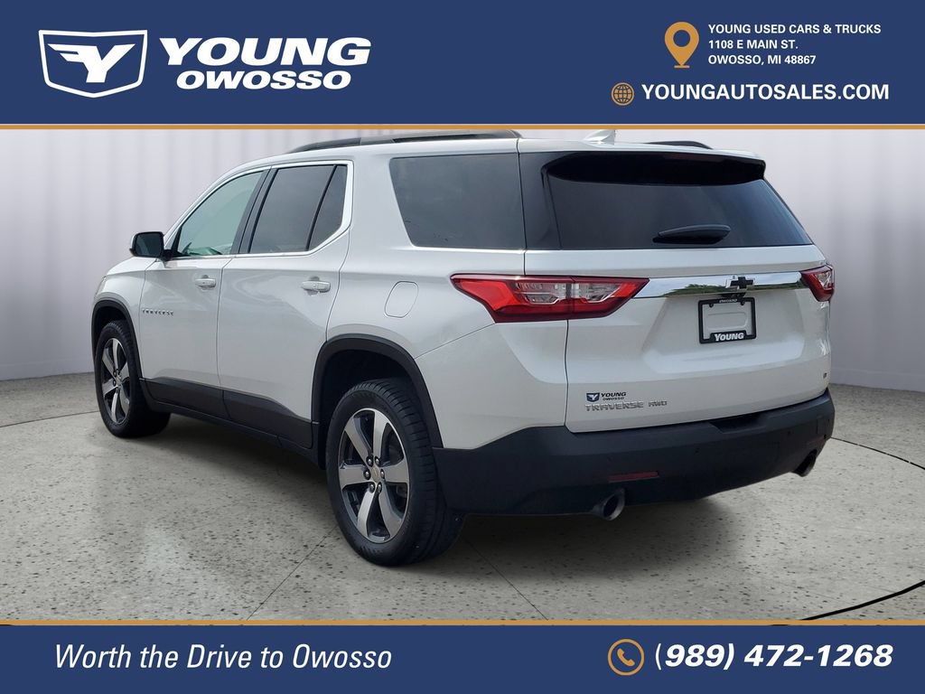 Used 2021 Chevrolet Traverse LT w/ LT Premium Package AWD/4WD image 4