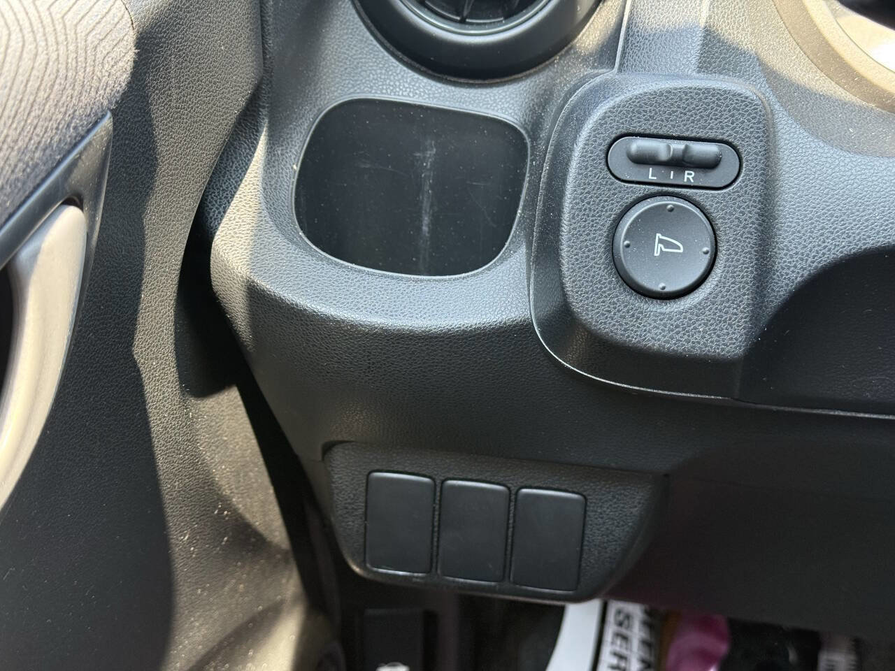 Used 2009 Honda Fit image 11