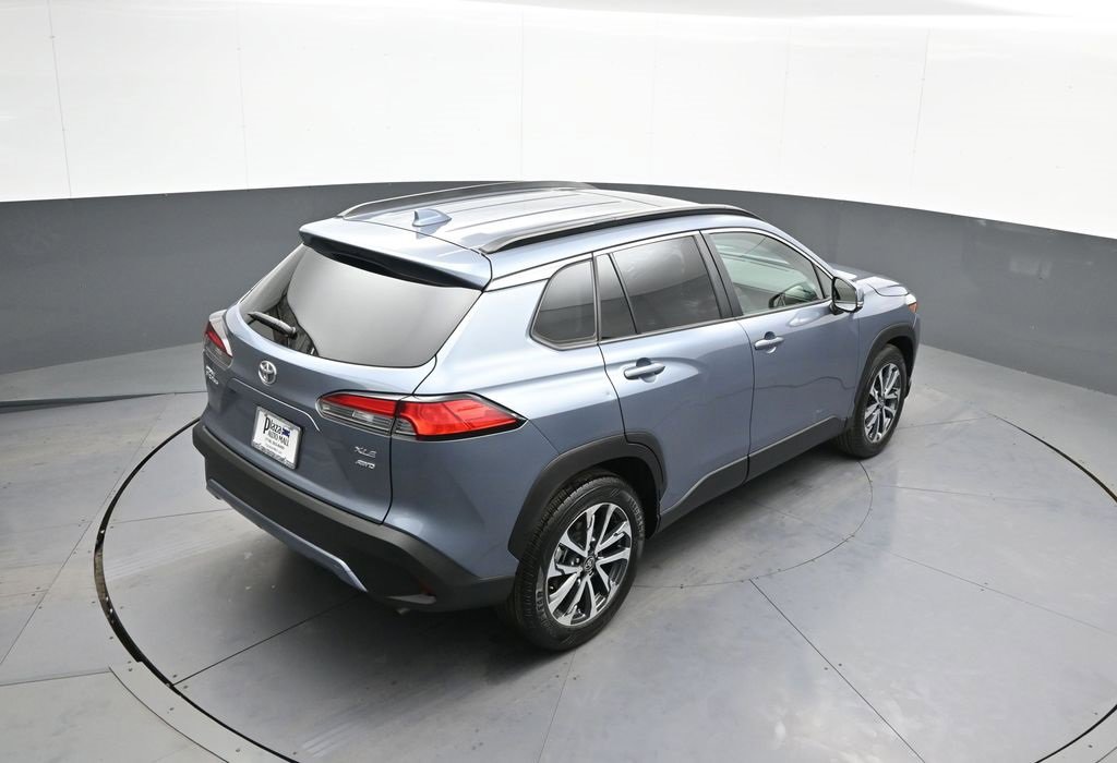 Certified 2023 Toyota Corolla Cross XLE image 38