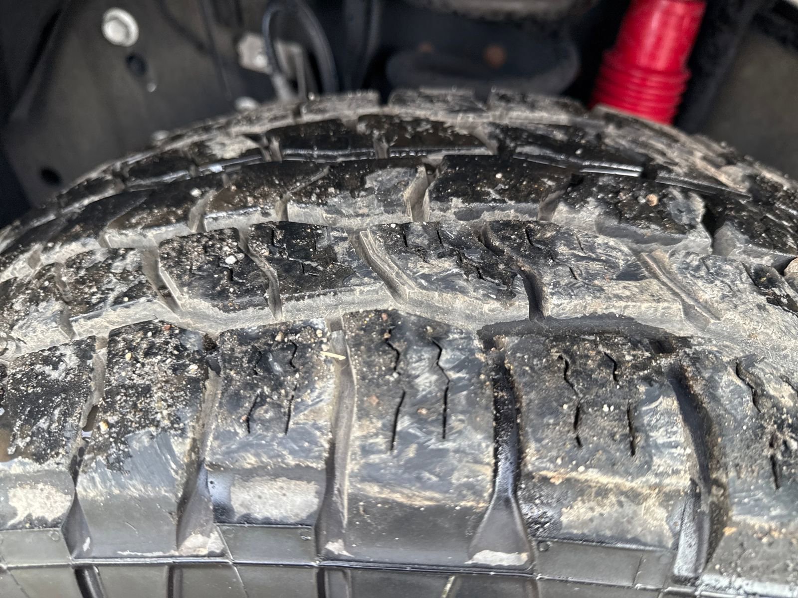 Used 2015 Ford F250 Platinum w/ FX4 Off-Road Package image 28