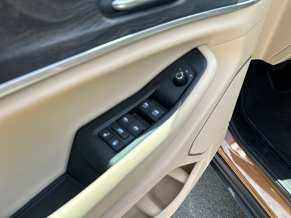 New 2026 Jeep Grand Cherokee Limited RWD image 17