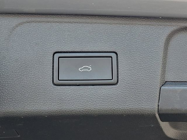 Used 2024 Volkswagen Atlas Peak Edition SEL image 33