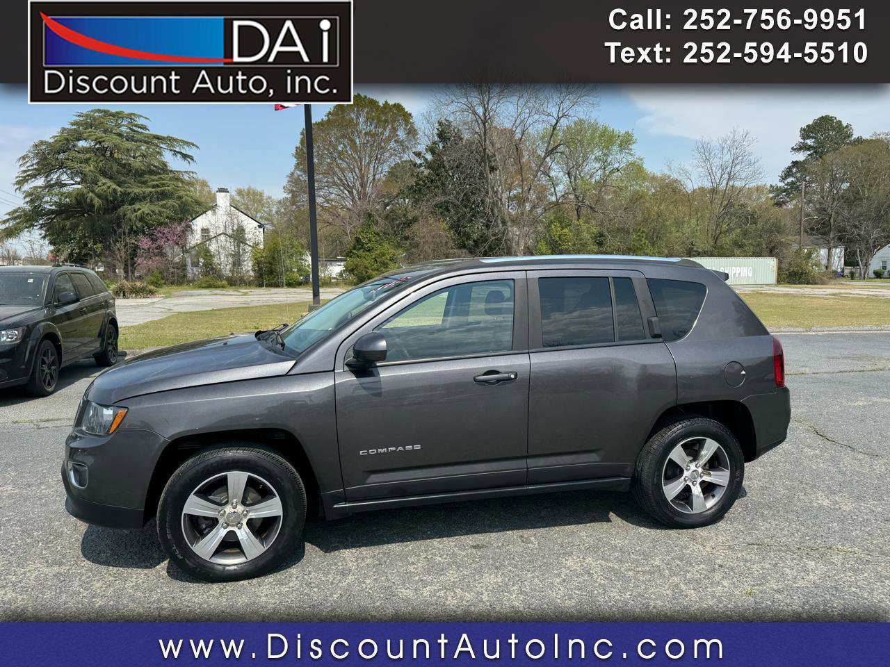 Used 2017 Jeep Compass High Altitude image 1