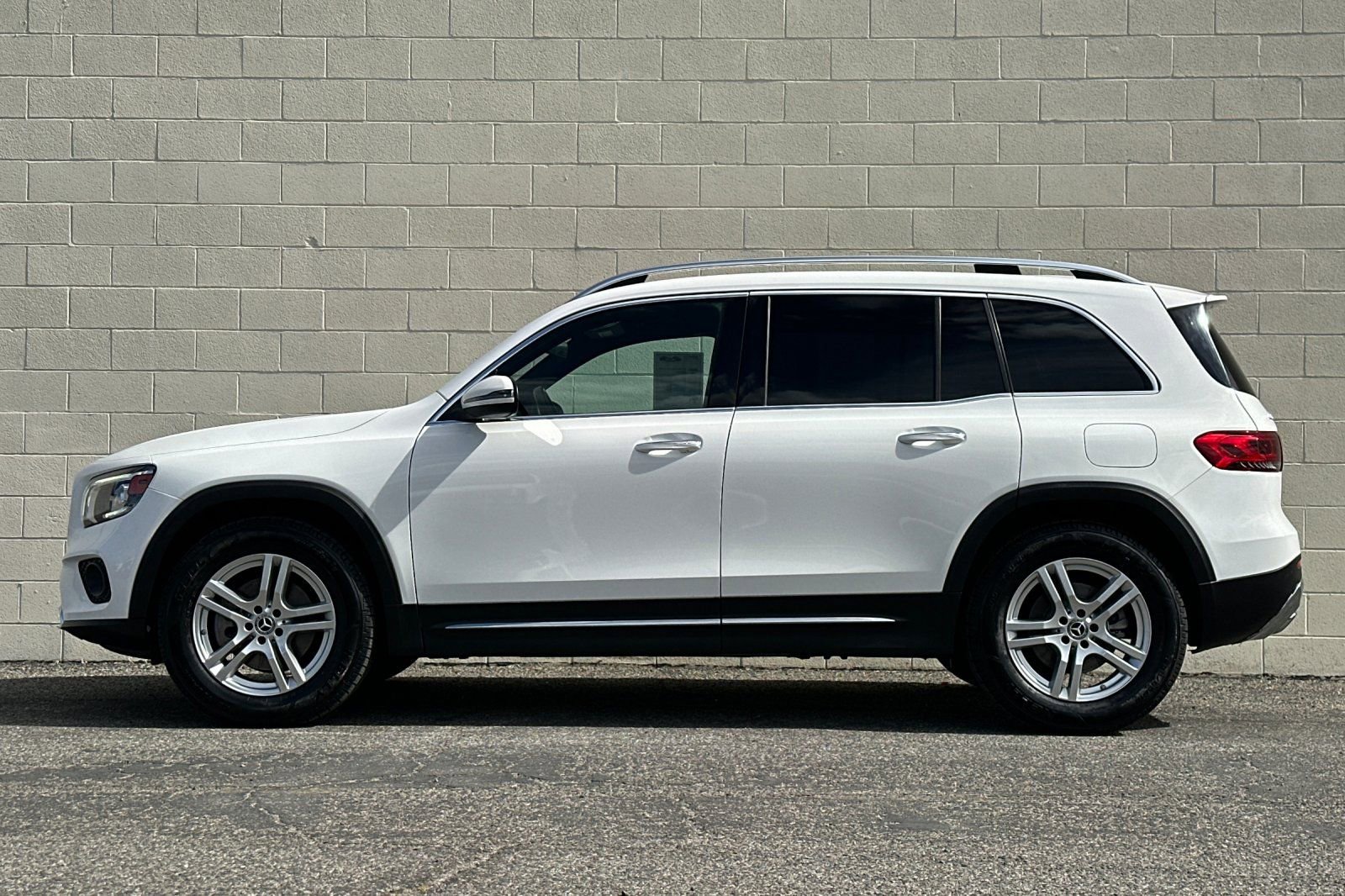 Used 2022 Mercedes-Benz GLB 250 image 7