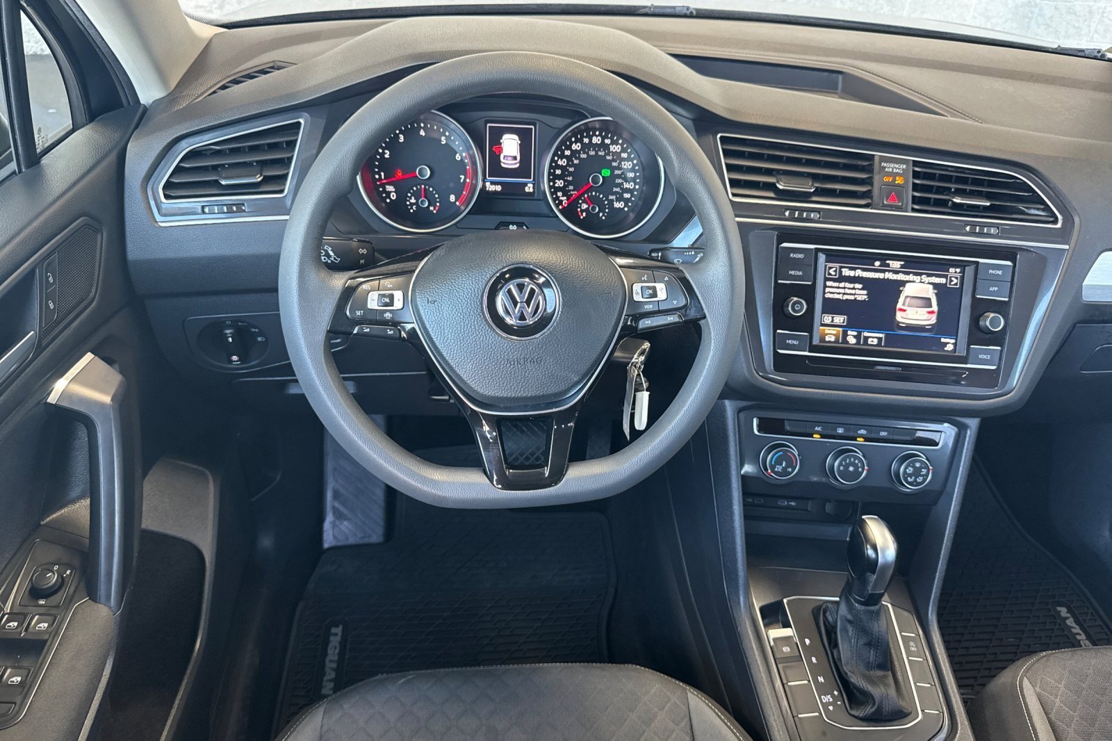 Used 2021 Volkswagen Tiguan S image 13