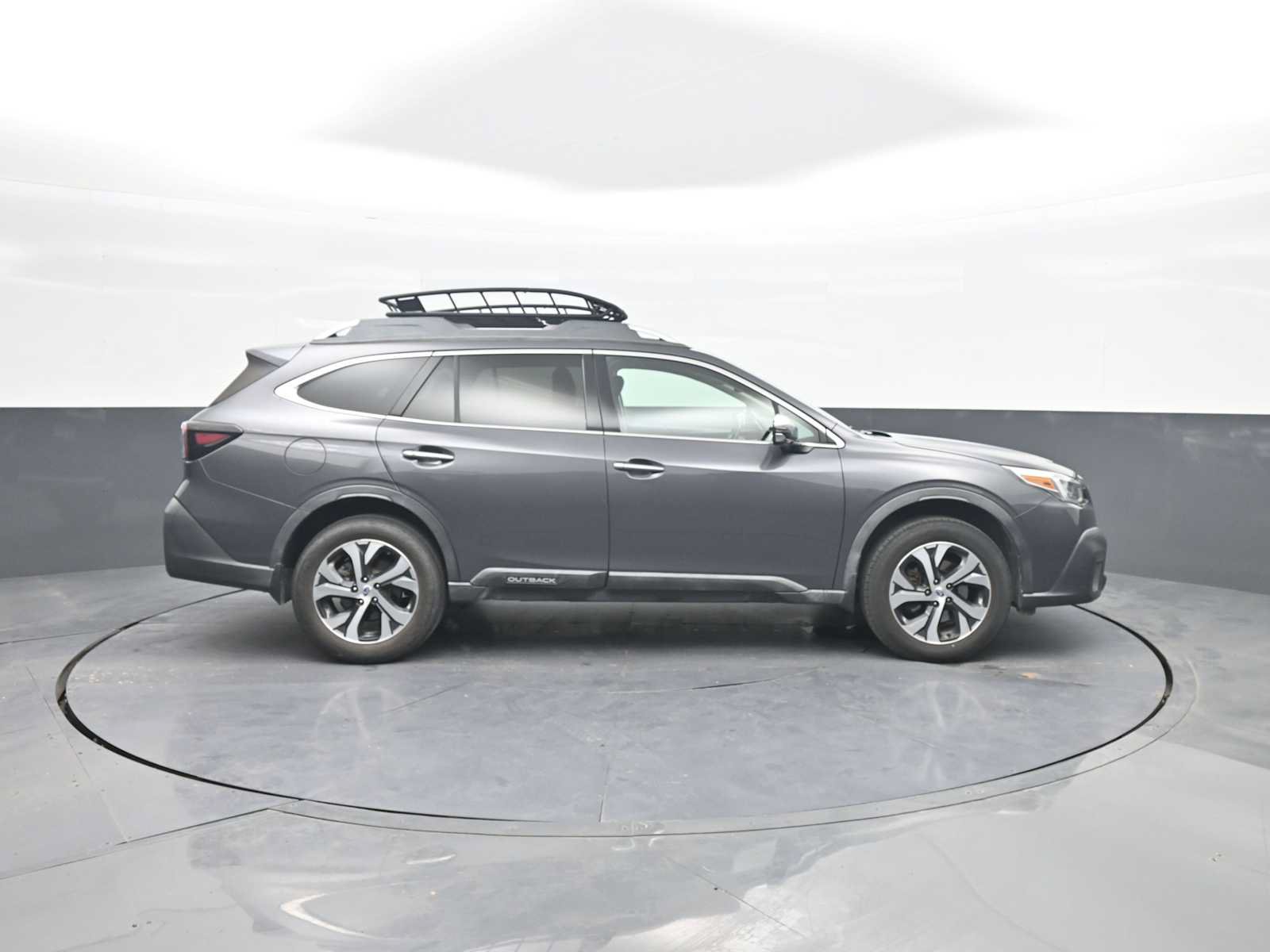 Used 2020 Subaru Outback Touring XT AWD/4WD image 9
