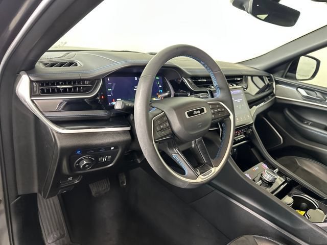 Used 2022 Jeep Grand Cherokee Trailhawk AWD/4WD image 13