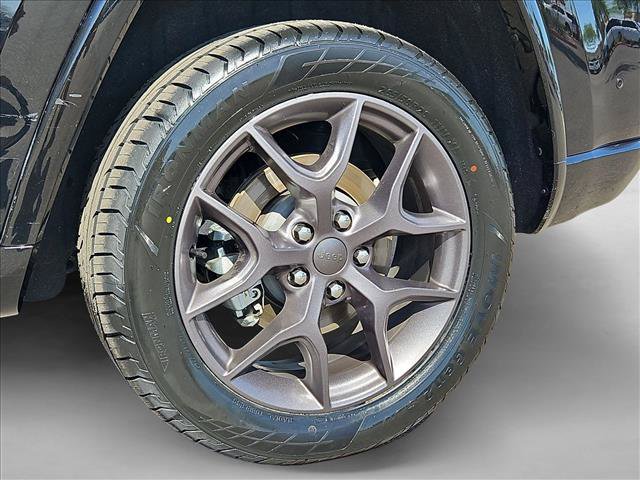 Used 2021 Jeep Grand Cherokee Limited w/ Quick Order Package 28K 80th AWD/4WD image 30