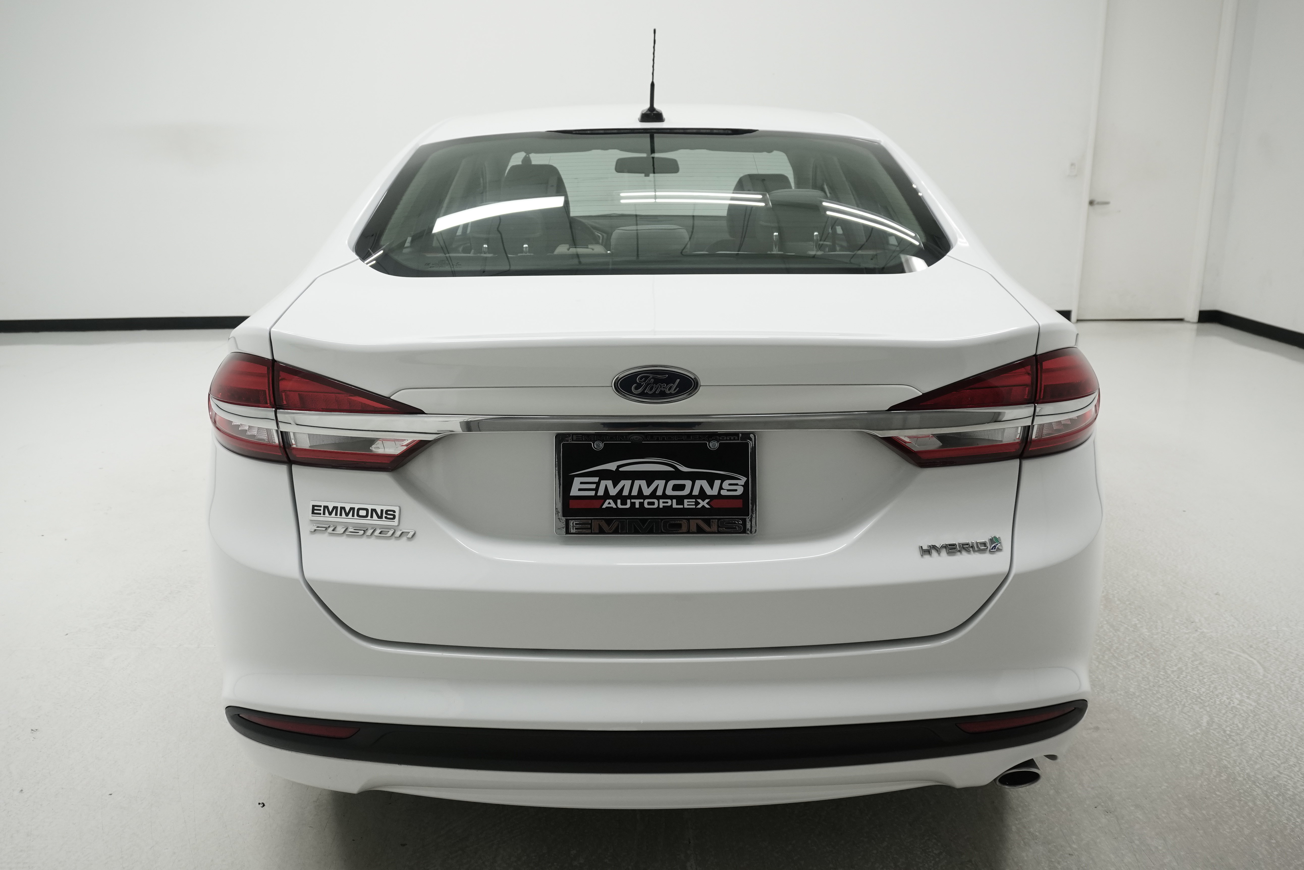 Used 2018 Ford Fusion S FWD image 5