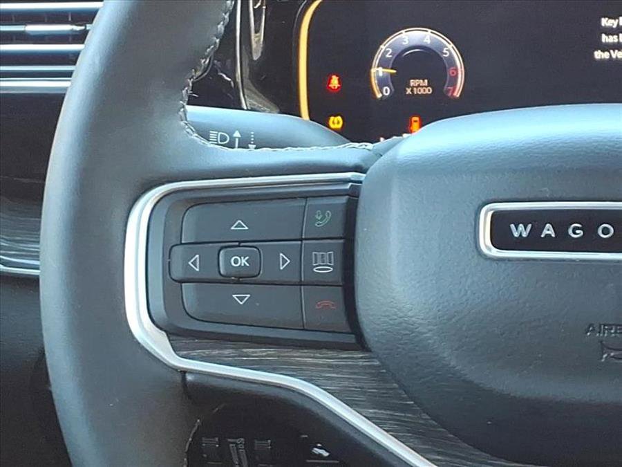 Used 2022 Jeep Wagoneer Series III w/ Premium Group I image 25