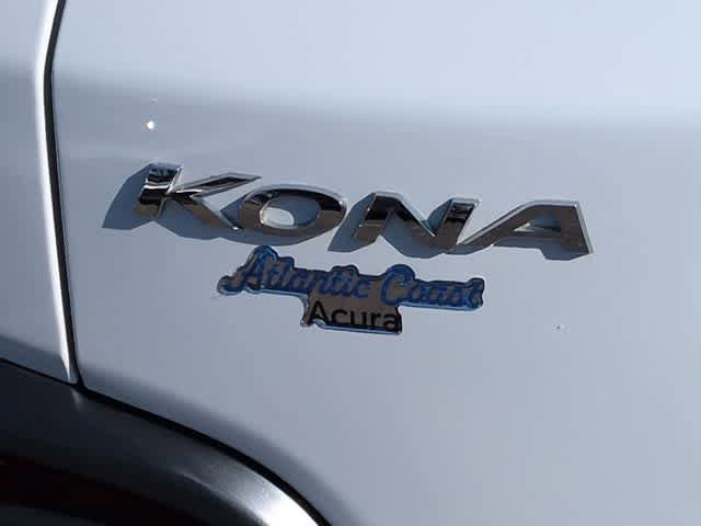 Used 2021 Hyundai Kona Limited w/ Cargo Package image 13