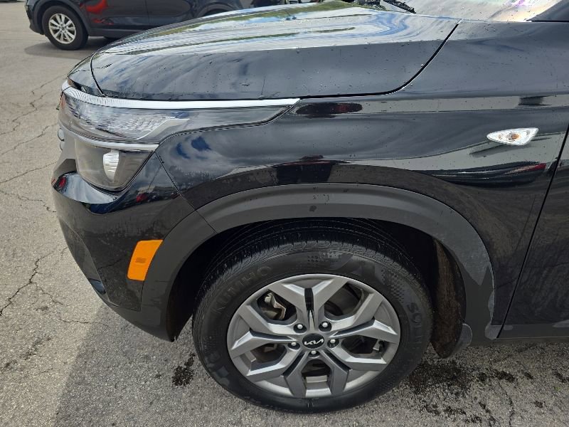Certified 2024 Kia Seltos LX AWD/4WD image 10