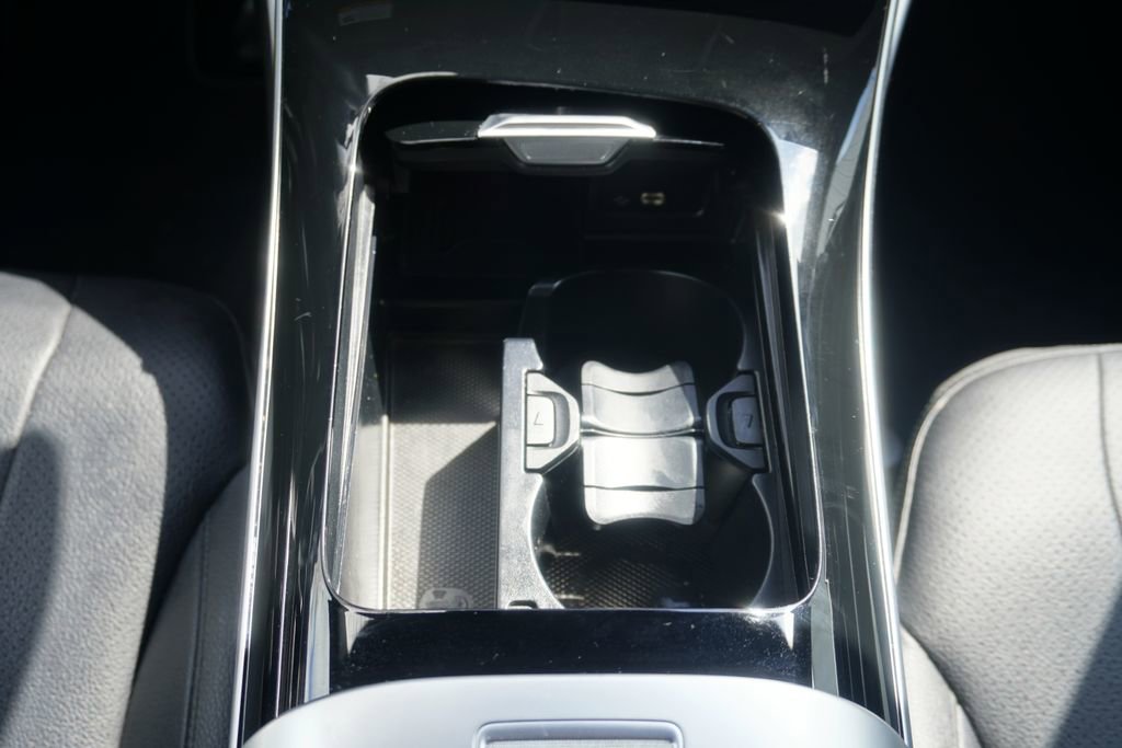 Used 2024 Mercedes-Benz CLE 300 4MATIC Coupe image 22