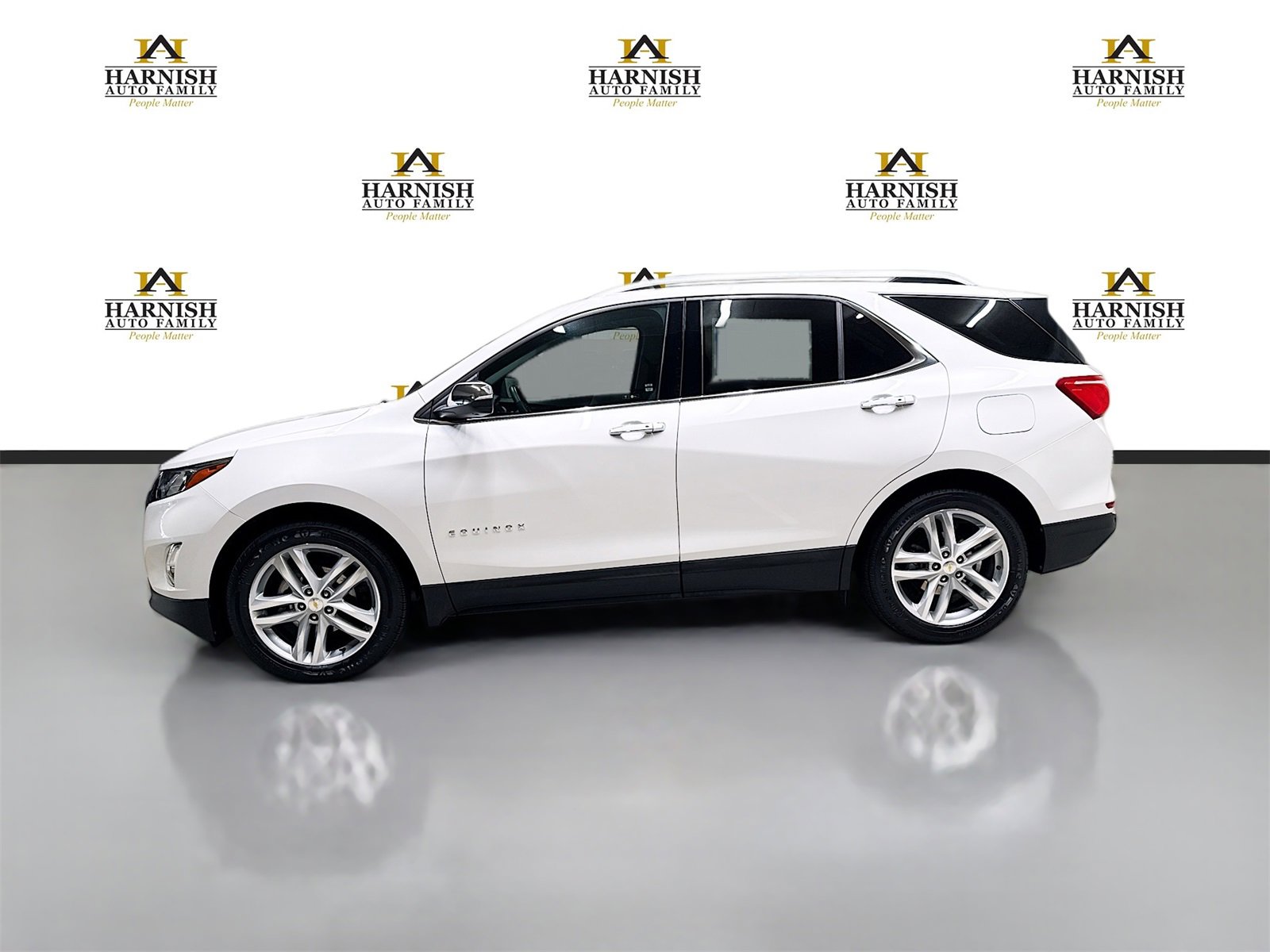 Used 2018 Chevrolet Equinox Premier image 8