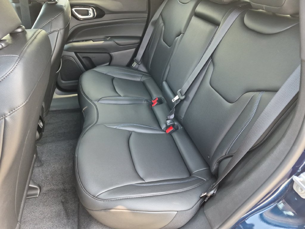 New 2026 Jeep Compass Limited AWD/4WD image 17