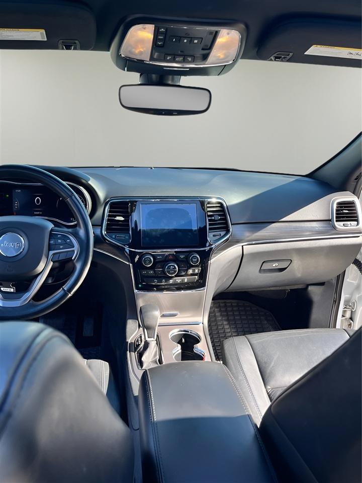 Used 2019 Jeep Grand Cherokee Limited AWD/4WD image 21