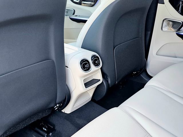 New 2026 Mercedes-Benz GLC 300 4MATIC image 24