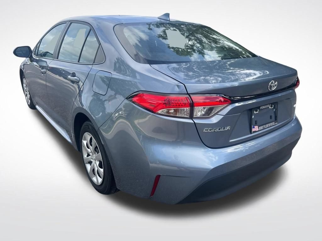 Used 2025 Toyota Corolla LE FWD image 7