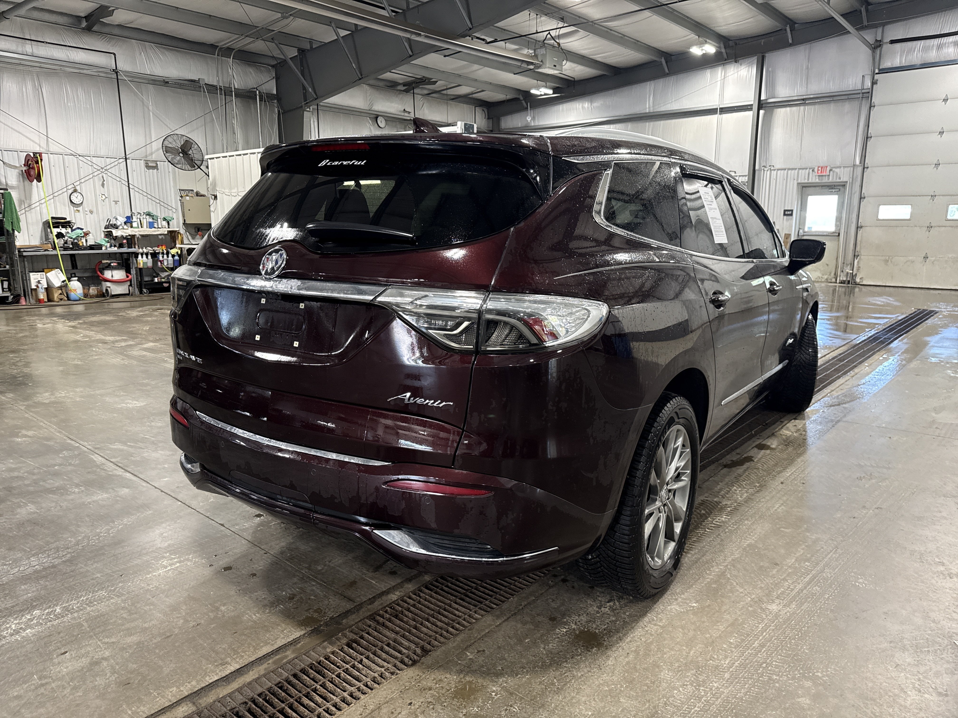 Used 2024 Buick Enclave Avenir w/ Avenir Technology Package AWD/4WD image 3
