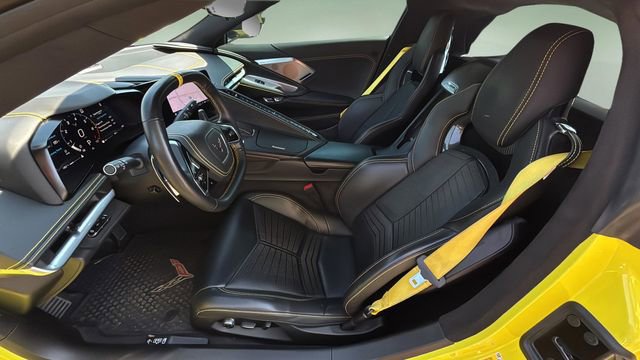 Used 2023 Chevrolet Corvette Stingray Premium Cpe w/ Z51 Performance Package image 28