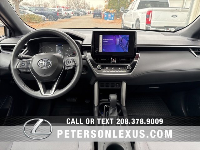 Used 2024 Toyota Corolla Cross SE image 14