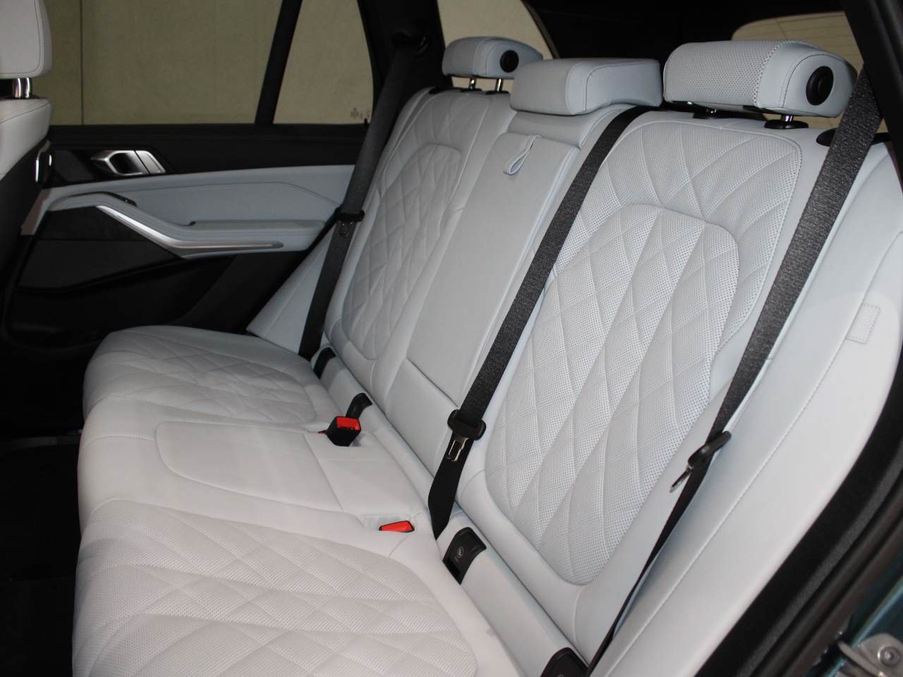 Used 2026 BMW X5 sDrive40i RWD image 16