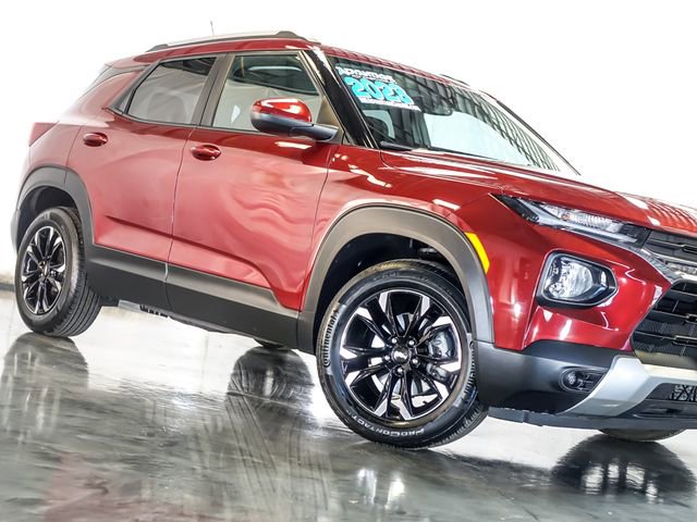 Used 2023 Chevrolet TrailBlazer LT w/ Convenience Package FWD image 5