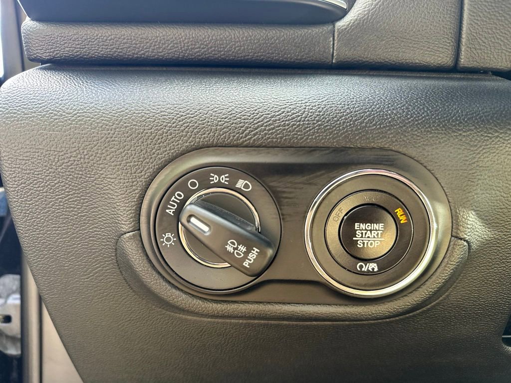 Used 2022 Maserati Levante GT image 31